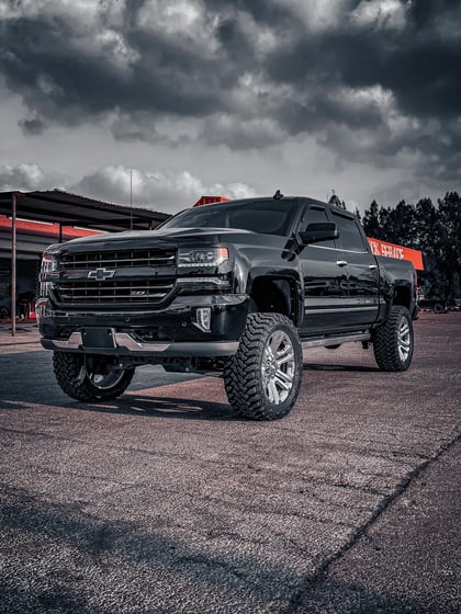 7 Inch Lifted 2018 Chevy Silverado 1500 4WD