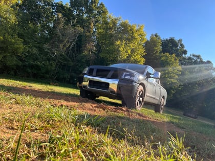 2004 Nissan Titan 2WD