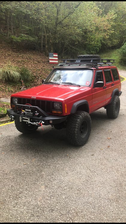 4.5 Inch Lifted 1997 Jeep Cherokee XJ 4WD