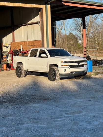 2.5 inch Lifted 2018 Chevy Silverado 1500 4WD