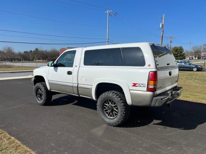 4 Inch Lifted 2000 GMC Sierra 1500 4WD