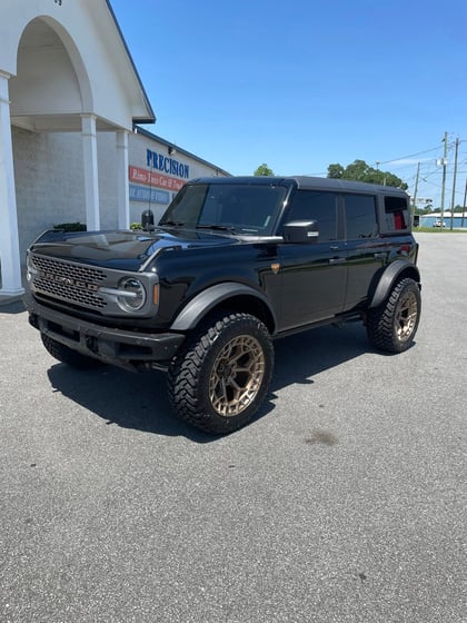 1.5 inch Lifted 2022 Ford Bronco 4WD