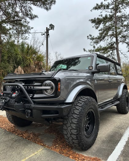2 inch Lifted 2022 Ford Bronco 4WD