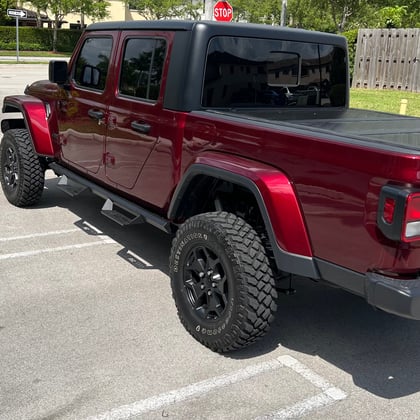 3.5 Inch Lifted 2022 Jeep Gladiator JT 4WD