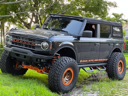7 Inch Lifted 2022 Ford Bronco 4WD