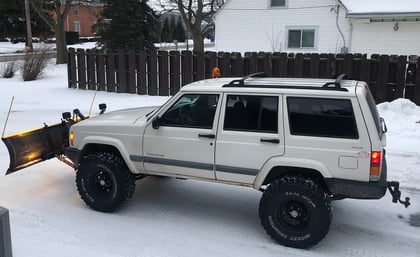 4.5 Inch Lifted 2000 Jeep Cherokee XJ 4WD