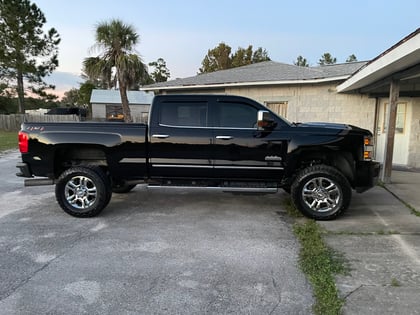 3.5 Inch Lifted 2018 Chevy Silverado 2500 HD 4WD