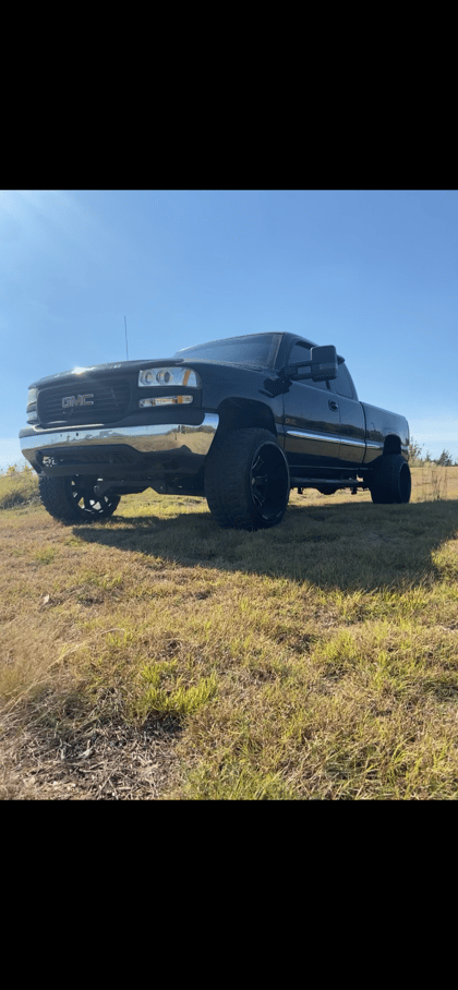 6 Inch Lifted 2002 GMC Sierra 1500 2WD