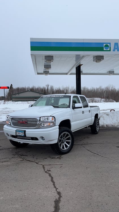 4 Inch Lifted 2006 GMC Sierra 1500 4WD