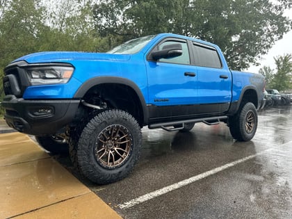 7.5 Inch Lifted 2024 Ram 1500 4WD