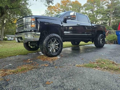 7 Inch Lifted 2015 Chevy Silverado 1500 4WD
