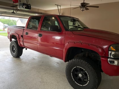 7 Inch Lifted 2004 GMC Sierra 1500 4WD