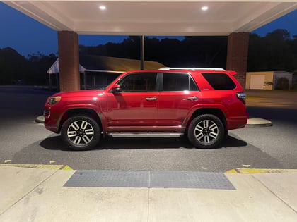 2 inch Lifted 2014 Toyota 4Runner 4WD