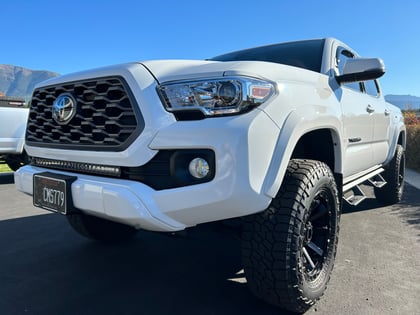 2 inch Lifted 2022 Toyota Tacoma 4WD