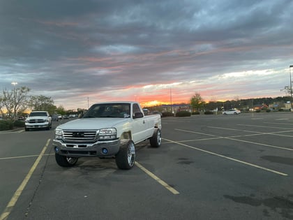 6 Inch Lifted 2003 GMC Sierra 1500 2WD