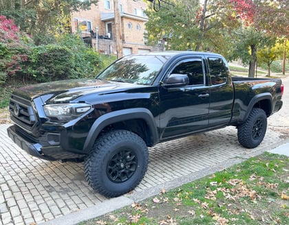 3 Inch Lifted 2022 Toyota Tacoma 4WD