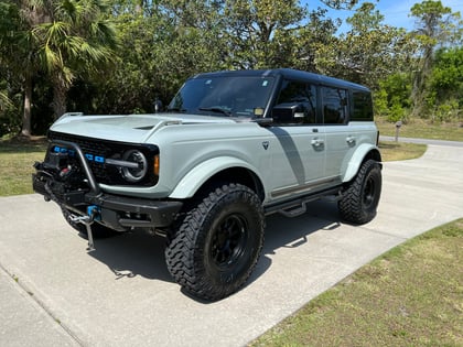 2.5 inch Lifted 2021 Ford Bronco 4WD