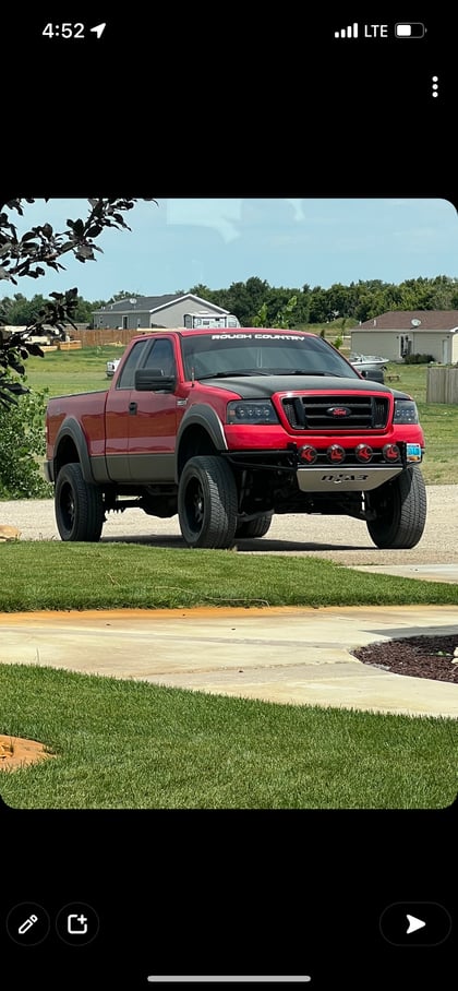 6 Inch Lifted 2005 Ford F-150 4WD