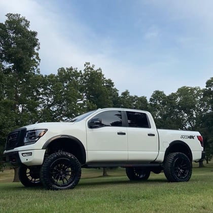 6 Inch Lifted 2021 Nissan Titan 4WD