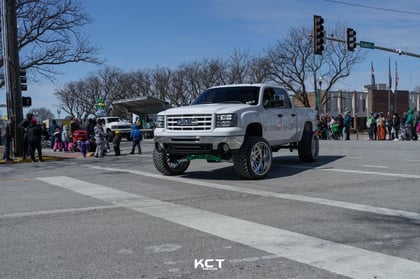 7.5 Inch Lifted 2011 GMC Sierra 1500 4WD