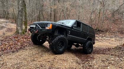 4.5 Inch Lifted 1996 Jeep Cherokee XJ 4WD