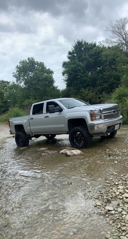 7 Inch Lifted 2014 Chevy Silverado 1500 4WD