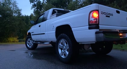 2.5 inch Lifted 2001 Dodge Ram 1500 4WD