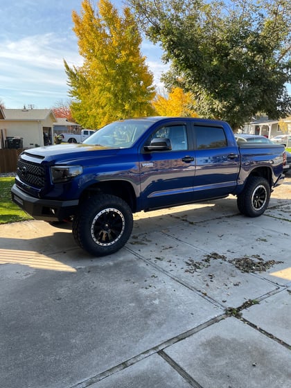4.5 Inch Lifted 2015 Toyota Tundra 4WD