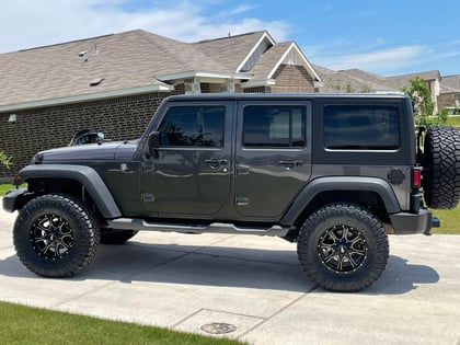 2.5 inch Lifted 2017 Jeep Wrangler JK Unlimited 4WD