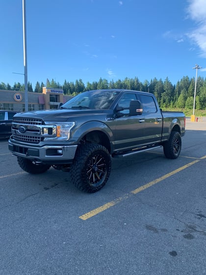 6 Inch Lifted 2019 Ford F-150 4WD