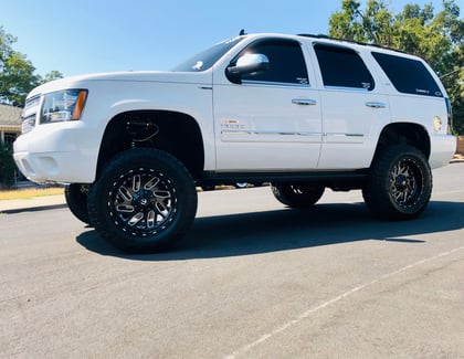 7.5 Inch Lifted 2013 Chevy Tahoe 4WD