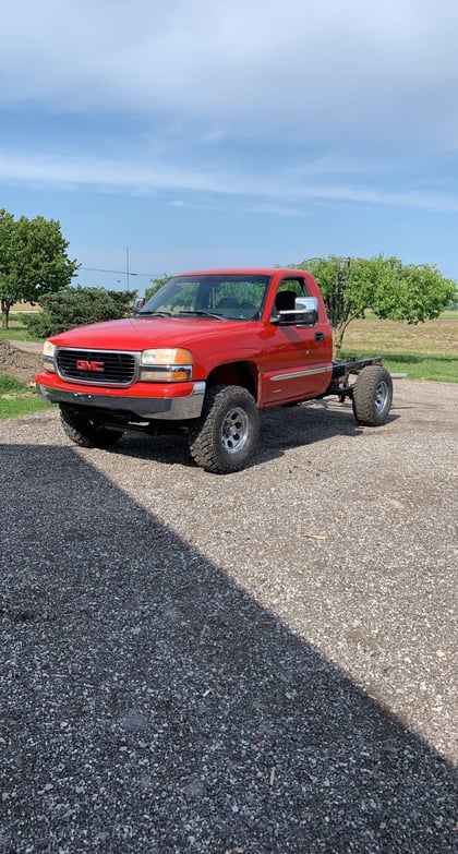 2 inch Lifted 2000 GMC Sierra 1500 4WD