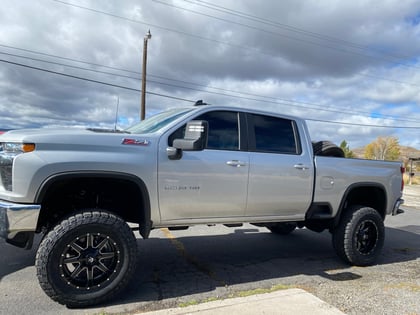 7 Inch Lifted 2021 Chevy Silverado 2500 HD 4WD
