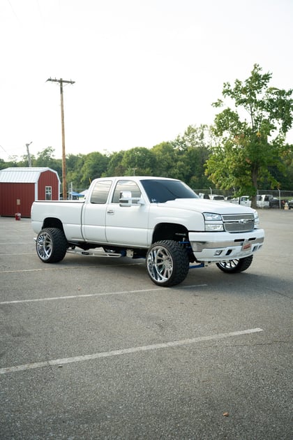 6 Inch Lifted 2003 Chevy Silverado 2500 HD 4WD