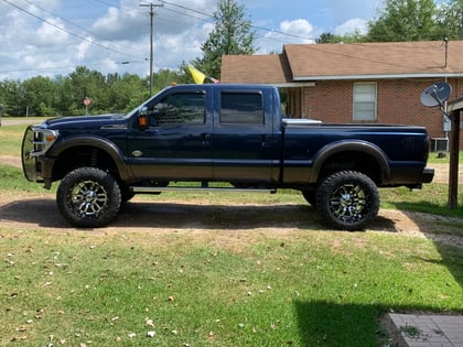 6 Inch Lifted 2015 Ford F-250 Super Duty 4WD