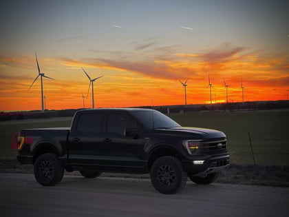 2.5 inch Lifted 2022 Ford F-150 Tremor 4WD