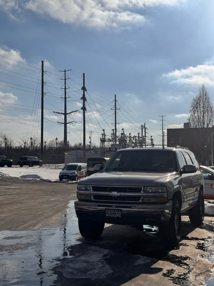 2 inch Lifted 2006 Chevy Tahoe RWD