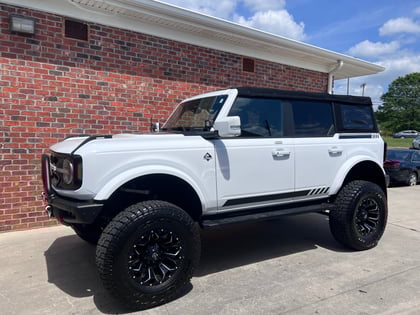7 Inch Lifted 2022 Ford Bronco 4WD