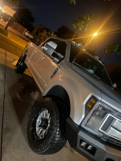 3 Inch Lifted 2018 Ford F-250 Super Duty 4WD