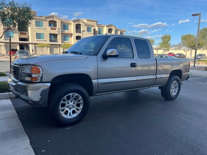 2 inch Lifted 2001 GMC Sierra 1500 4WD