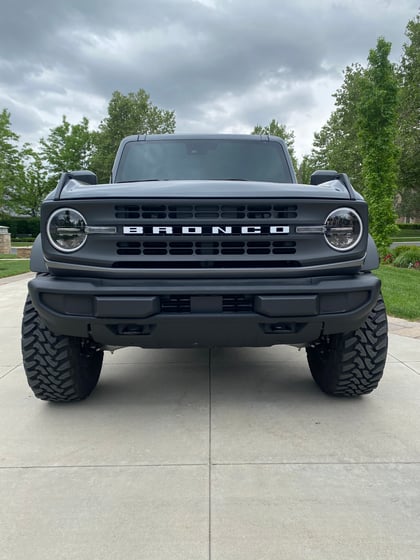 2 inch Lifted 2021 Ford Bronco 4WD