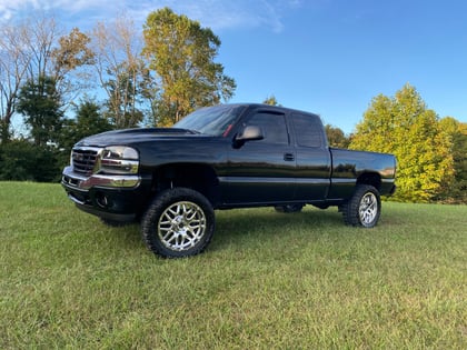 4 Inch Lifted 2005 GMC Sierra 1500 4WD