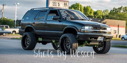 6 Inch Lifted 2000 Chevy Blazer 4WD