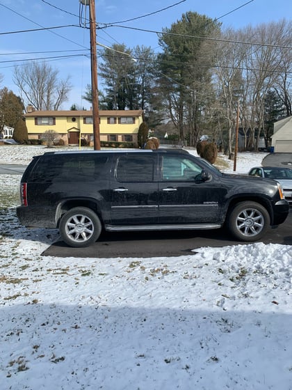 2 inch Lifted 2012 GMC Yukon XL 1500 4WD