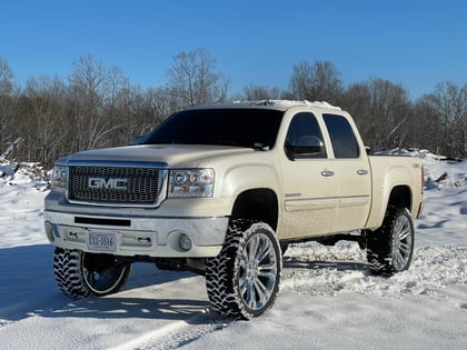 7.5 Inch Lifted 2011 GMC Sierra 1500 4WD