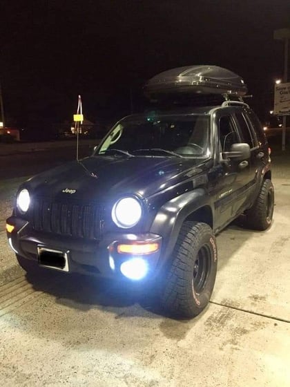 3 Inch Lifted 2003 Jeep Liberty 4WD