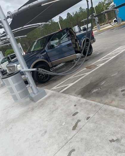 2.5 inch Lifted 2004 Ford F-150 4WD