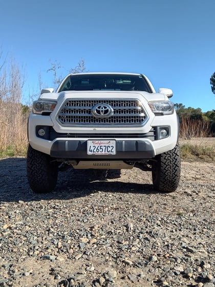 3.5 Inch Lifted 2017 Toyota Tacoma 4WD