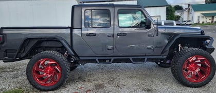 6 Inch Lifted 2023 Jeep Gladiator 4WD