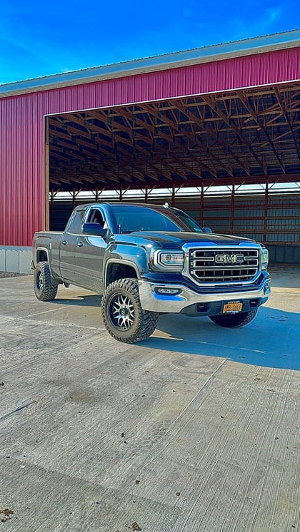 3.5 Inch Lifted 2017 GMC Sierra 1500 4WD